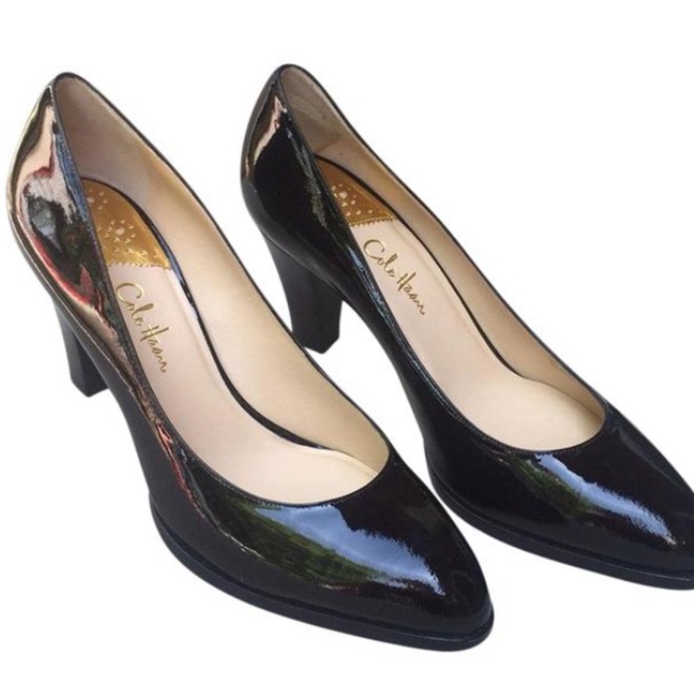 NEW w ORIGINAL BOX COLE HAAN PATENT LEATHER PUMPS w NIKE AIR TECHNOLOGY 8.5.